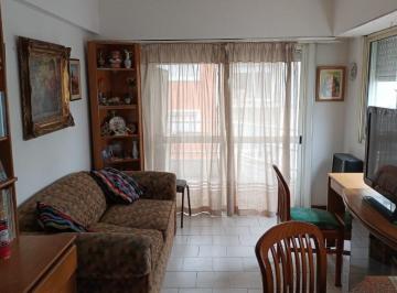Departamento de 3 ambientes, Mar del Plata · 3 Amb. a La Calle C/ Balcón Saliente y Cochera Fija - Corrientes y Alte. Brown