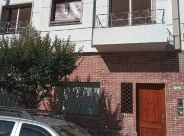 Departamento · 60m² · 3 Ambientes · PH Departamento en Venta en Haedo 3 Ambientes
