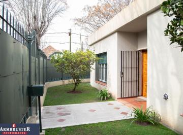 Casa · 120m² · 3 Ambientes · 2 Cocheras · Casa en Jose Marmol Nother Esquina Bernardo de Irigoyen