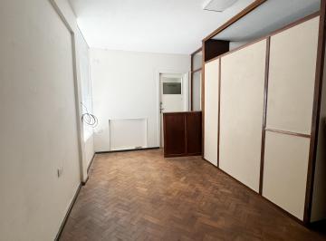 Oficina comercial de 1 ambiente, Rosario · Amplia Oficina - Zona Centro - San Martin 647