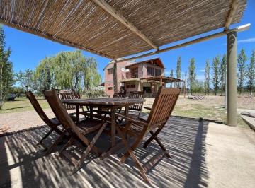 Quinta vacacional de 2 ambientes, Las Paredes · Casa Quinta de Dos Plantas con Terreno de 5000 m² en Las Paredes, San Rafael