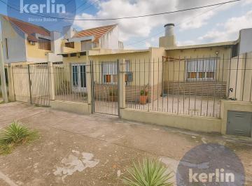 Casa · 330m² · 5 Ambientes · 1 Cochera · Casa en San Nicolas de Los Arroyos