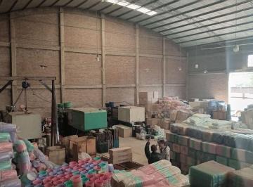 Bodega-Galpón · 590m² · Venta de Nave Industrial de 590 m², en 9 de Abril
