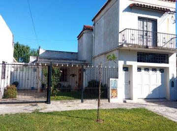 Casa de 4 ambientes, Almirante Brown · Vende Casa Apta Credito con Departamento en Planta Alta