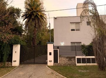 PH de 3 ambientes, Villa Allende · Appto Bancor - 3 Dorm. - Housing con Pileta - Villa Allende