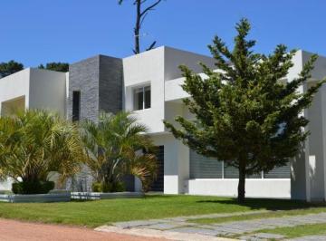PSD-PSD-7196_2 · Casa en Venta Barrio Privado 5 Dorm. Boulevard Park
