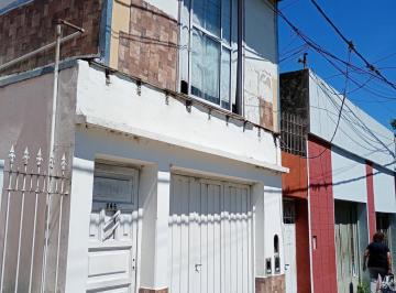 PH · 30m² · 2 Ambientes · PH en Tolosa