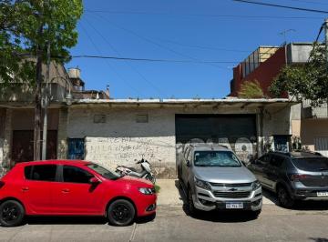Depósito · 153m² · 2 Ambientes · Mendoza y Juan Crisol - Deposito/galpon en Venta - Excelente Ubicacion