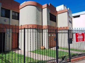 Casa de 6 ambientes, Córdoba · Hermosa Propiedad en Pleno B°villa Cabrera, Sobre Oct. Pinto!