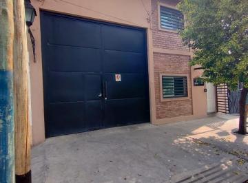 Oficina comercial de 15 ambientes, Salta · Importante Galpón/oficinas en Salta