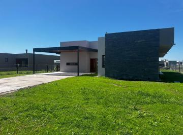 Casa de 4 ambientes, Ezeiza · Hermosa Casa a Estrenar B° Privado San Simon Canning Ezeiza Financiacion Part.