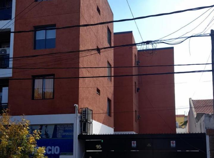 Departamento · 50m² · 2 Ambientes · 1 Cochera