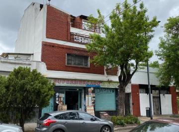 Casa · 437m² · 7 Ambientes · 2 Cocheras · Casa en Venta Ubicado en Velez Sarsfield