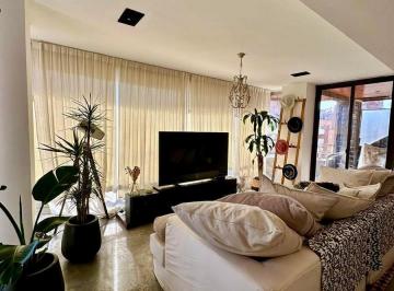 Departamento · 140m² · 5 Ambientes · Departamento Tres Dorm. en Nueva Córdoba