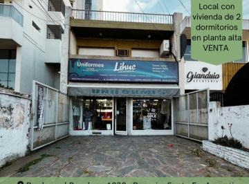 Casa · 200m² · 5 Ambientes · Local con Vivienda de 2 Dorm. en Planta Alta