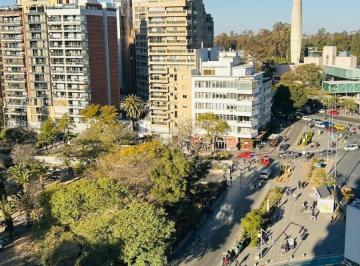 Departamento · 67m² · 3 Ambientes · Nva Cba a m. de Plaza España (Semipiso)