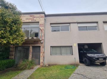Casa · 97m² · 4 Ambientes · 1 Cochera · Duplex Pilar