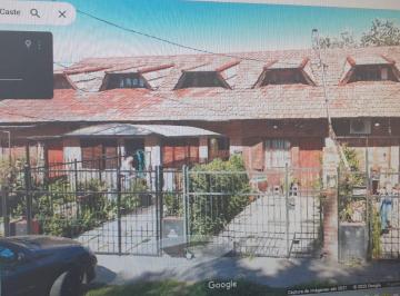 Casa de 2 ambientes, Morón · Duplex de 2 Amb. y Medio Ambientes con Cochera en Castelar
