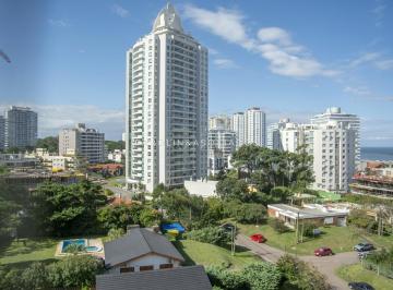 Foto1 · Apartamento en Venta en Torre Esmeralda de 3 Dorm., en Punta del Este
