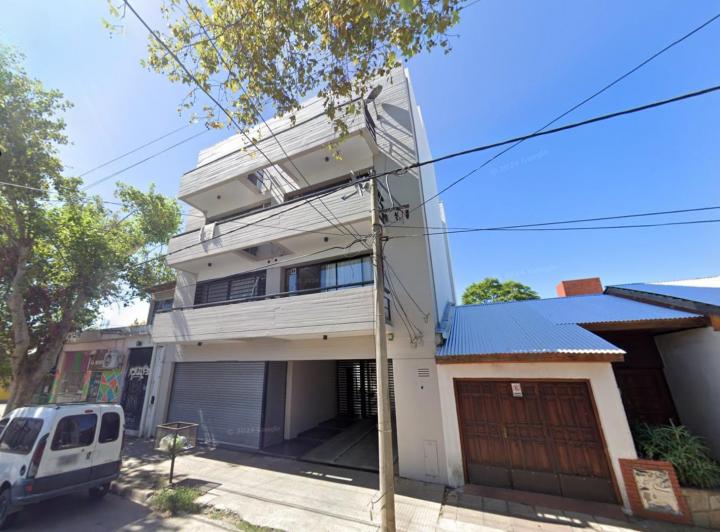 Departamento · 42m² · 2 Ambientes · 1 Cochera
