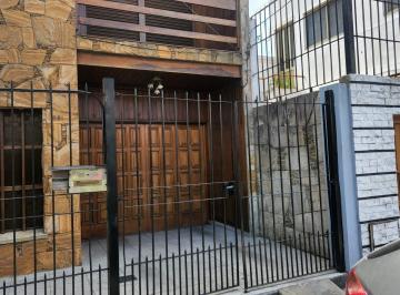 Casa de 3 ambientes, Lanús · Casa 3 Ambientes en 2 Plantas en Venta Lanús Oeste
