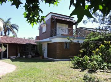 Casa de 3 ambientes, San José del Rincón · Hermosa Casa en R1 Km 10 con Terreno de 1800 m²