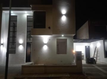 PH · 93m² · 3 Ambientes · 1 Cochera · Venta Docta: Dúplex Moderno a Estrenar - Posesión Inmediata