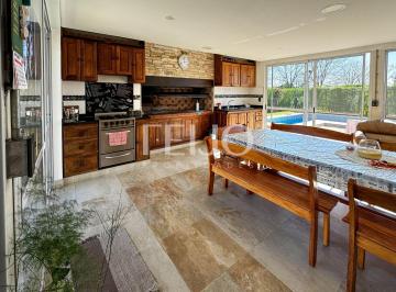 RFP-RFP-1390_2 · Casa 6 Ambientes. | Manzana 13 Al 100
