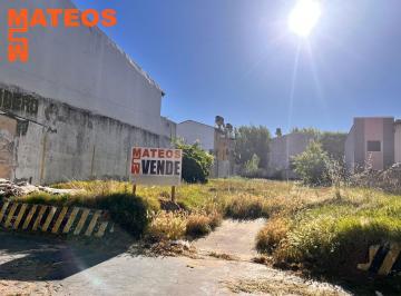 Terreno , Mar del Tuyú · Lote Baldio Zona Centro en Mar del Tuyu