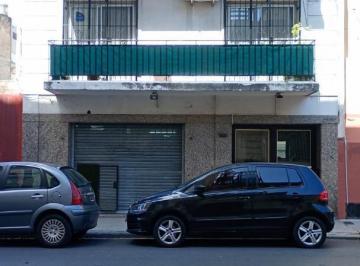Local comercial · 80m² · Local a m del Colegio Santa Catalina - San Telmo