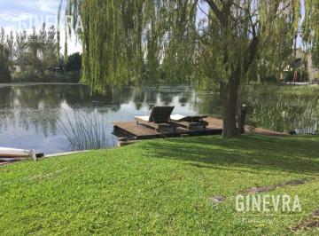Casa · 300m² · 6 Ambientes · 2 Cocheras · Casa en Venta Al Lago en Los Castores, Nordelta