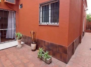 PH · 75m² · 3 Ambientes · PH en Bernal