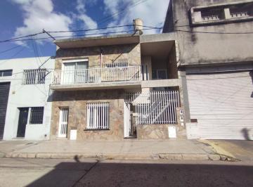 Casa · 128m² · 3 Ambientes · Corvalan Al 300 - Venta Casa 2 Dorm. con Patio en Rosario