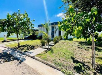 Casa · 195m² · 5 Ambientes · 2 Cocheras · Casa en Venta 3 Dorm. 2 Baños, B° Privado Tejas 4, Malagueño, Cordoba.