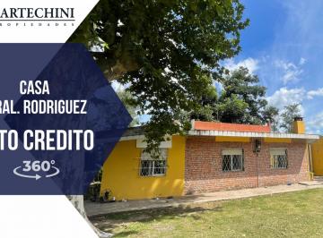 Quinta vacacional · 153m² · 3 Ambientes · Casa Quinta con Pileta, Lote de 2.287 m²