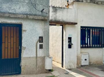 Casa · 40m² · Italia 4800, Propiedad Interna Unica, Dos Dorm.