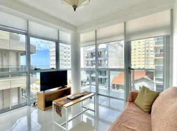 Departamento · 70m² · 3 Ambientes · 1 Cochera · Departamento en Playa Chica