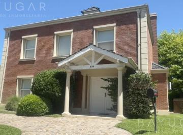 Casa · 280m² · 7 Ambientes · 2 Cocheras · Venta Casa - Barrio Privado Los Jazmines / Apto Crédito