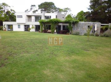 Foto1 · Casa de 4 Dorm. en Venta en Beverly Hills - Punta del Este