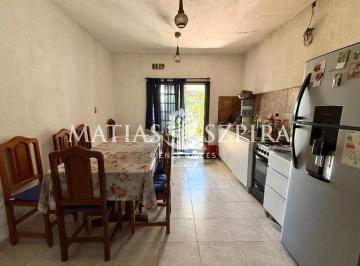Casa · 120m² · 3 Ambientes · 1 Cochera · Casa 3 Ambientes en Ituzaingó, Villa Udaondo Apto Credito