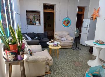 PH · 70m² · 3 Ambientes · Departamento PH en Venta en Banfield, Lomas de Zamora, G. B. a. Zona Sur
