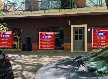 Local comercial · 152m² · Local en Zona Comercial Apto Todo Rubro.