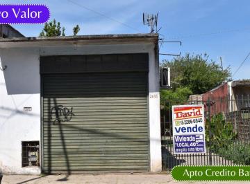 Casa de 3 ambientes, La Matanza · Vivienda 3 Amb. C/ Amplio Local