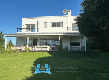 Casa de 5 ambientes, Costa Esmeralda · Venta Casa Costa Esmeralda ¡Concreta Tu Sueño Este Año! Lista Para Disfrutar