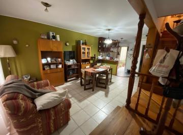Casa · 67m² · 3 Ambientes · PH - Bernal Oeste