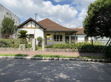 Casa · 129m² · Casa en Venta en Quilmes