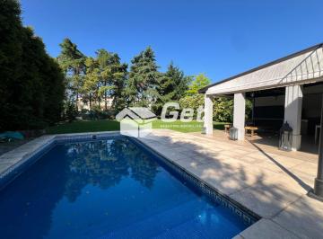 Casa · 197m² · 6 Ambientes · Casa a La Venta en San Isidro Labrador Villanueva