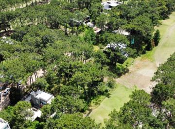 Terreno · 870m² · Lote en Venta Isla de Golf Carilo
