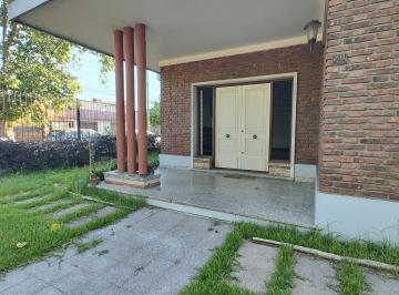 Casa de 4 ambientes, Vicente López · Amplia Casa de 4 Ambientes Todo en Pb con Jardín en Alquiler - Diponible Desde Diciembre 2026