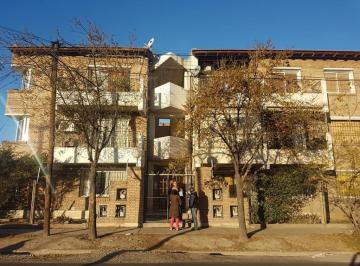 Departamento de 4 ambientes, Godoy Cruz · Venta Departamento Planta Baja,3 Dorm., Patio, Cochera, Complejo